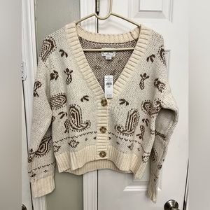 American Eagle Women’s xs cropped sweater